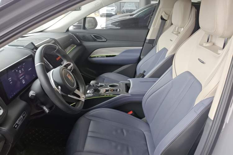 Used Hongqi HS3 2023 2.0T All-Wheel-Drive Youwei Version Left Front Seat