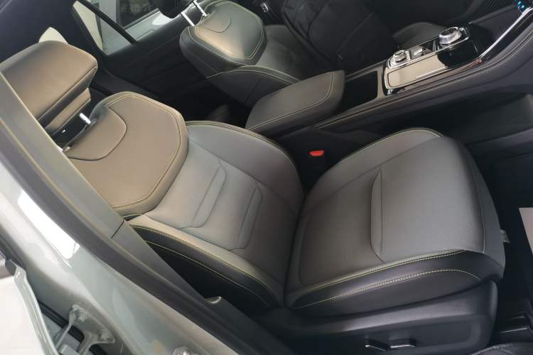 Used Ford Equator Sport New Energy 2025 Luxury Plus Version