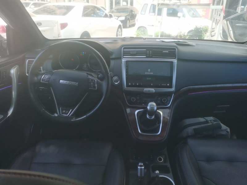 Used Haval H6 2015 Revised Version Sport Edition 1.5T Manual Transmission Two-Wheel Drive Elite Grade — 9