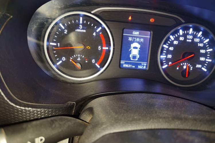 Used Great Wall Wingle 5 2017 2.0T European Version Diesel Two-Wheel Drive Advanced Large Double-Cab GW4D20E
