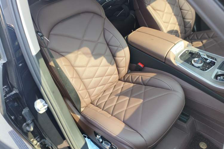 Used BMW X5 2026 Model, xDrive 30Li Prestige M Sport Night Package Right Front Seat