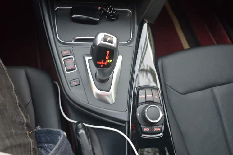 Used BMW 3 Series 2018 318Li
