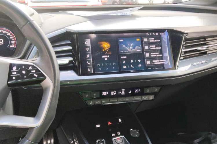 Used Audi Q5 e-tron 2023 40 e-tron Starry Edition Mecha Kit