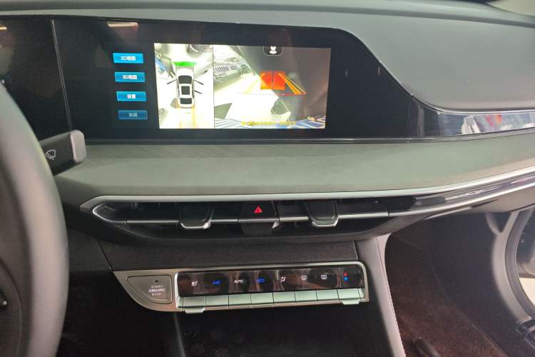 Used CHANGAN Eado 2023 Changan Edition PLUS Blue Whale NE 1.4T GDI DCT Prestige Version Audio And AC Panel