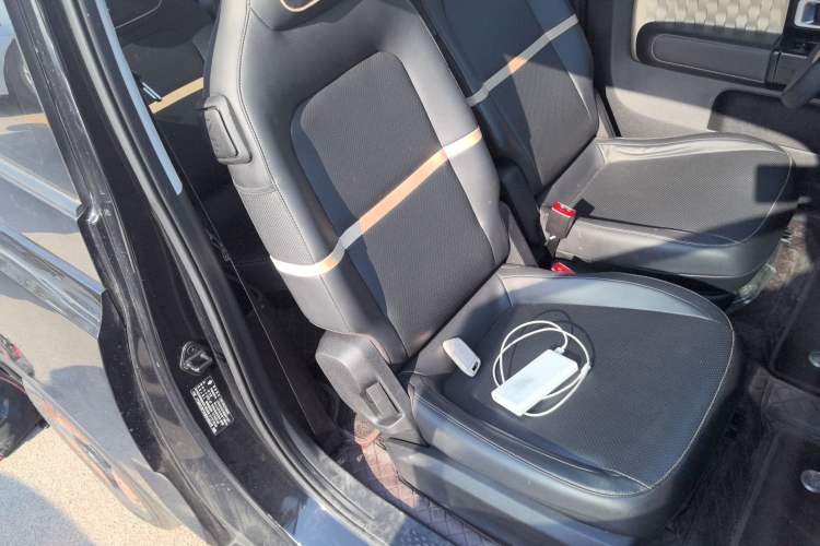 Used Baojun KiWi EV 2022 Artist Lite Edition Ternary Lithium