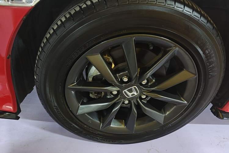 Used Honda Civic 2021 HATCHBACK 220TURBO CVT New Trendsetter