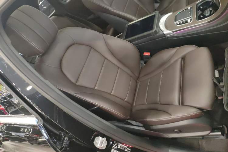 Used Mercedes-Benz GLC 2021 GLC 260 L 4MATIC Luxury Model