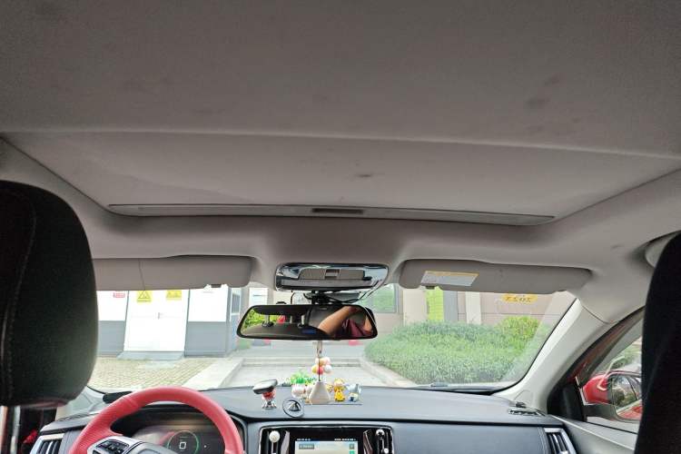 Used Roewe i6 New Energy 2017 45T Hybrid Connective Smart Luxury Edition Headliner