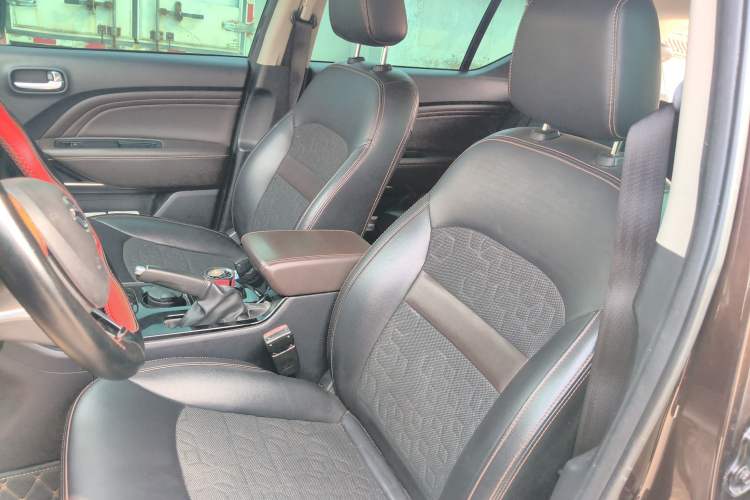 Used GAC Trumpchi GS3 2017 150N Automatic Elite Edition Left Front Seat