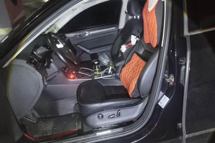 Used Volkswagen Passat 2017 330TSI DSG Prestige Edition Left Front Seat