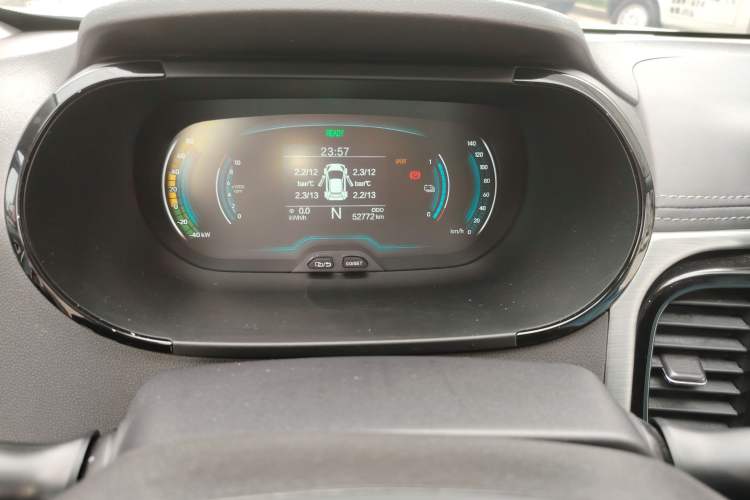 Used Chery QQ Little Ant 2022 Sweet Pink Edition Half-Sugar Version Lithium Iron Phosphate 30 kW 301 km
