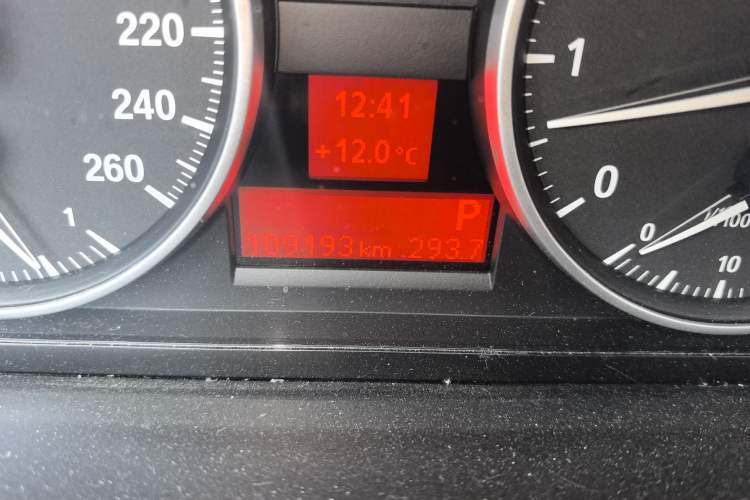 Used BMW X1 2014 sDrive18i Leading Model