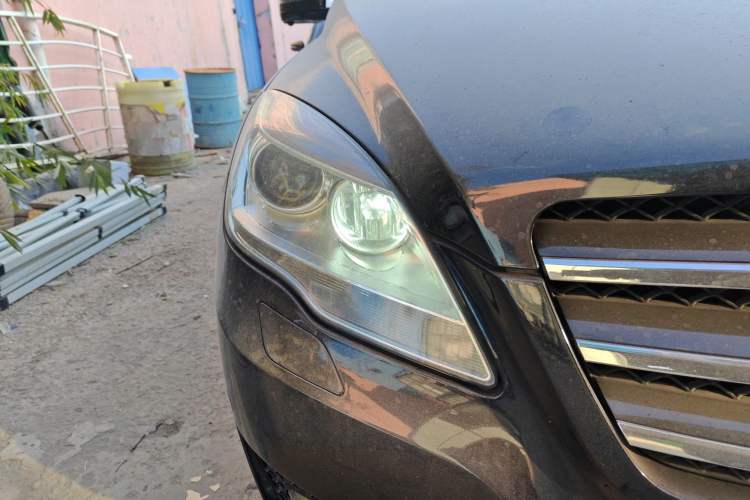 Used Mercedes-Benz R-Class 2014 R 320 4MATIC Luxury Model