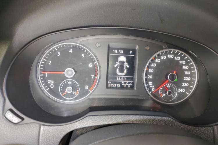 Used Volkswagen Sharan 2013 2.0 TSI Comfort Model
