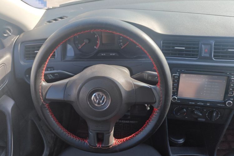 Used Volkswagen Santana 2015 1.4L Manual Fashion Edition Steering Wheel