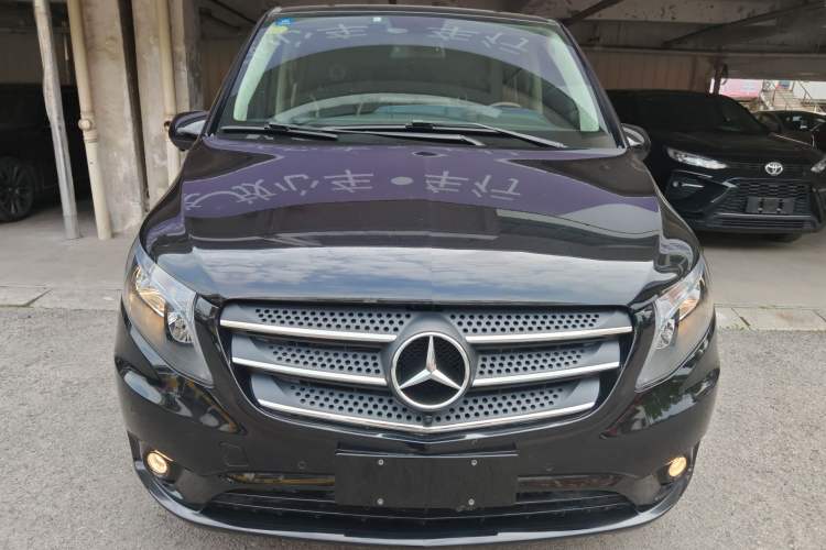 Used Mercedes-Benz Vito 2018 2.0T Business Version China VI Emission Standard
