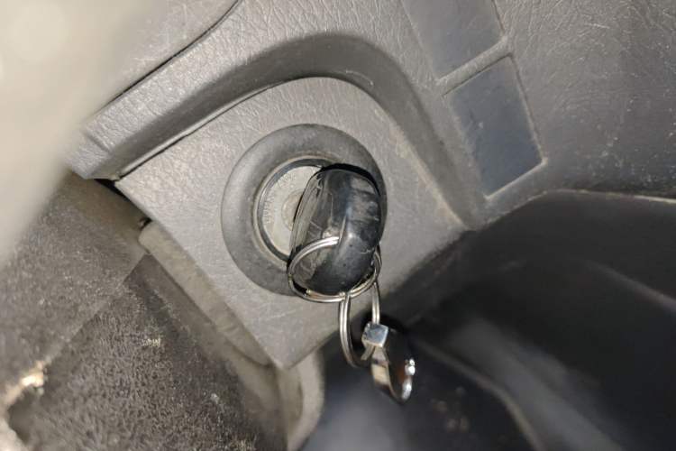 Used Jinbei Express 2017 2.0L Standard Version V19 Vehicle Key