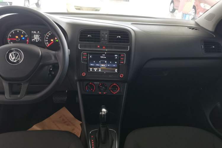 Used Volkswagen Polo 2016 1.4L Automatic Trendy Model
