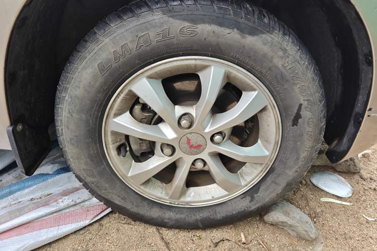 Used Wuling Hongguang V 2022 1.5L Jingqu Edition Electric-Assist LAR