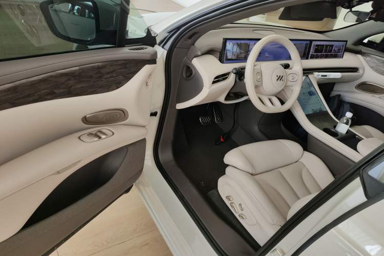 Used IM LS7 2025 New Edition Ultra