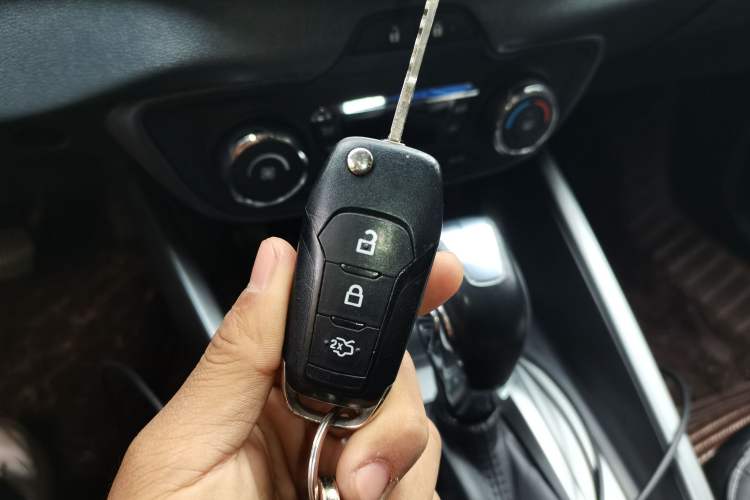 Used Ford Escort 2017 Happiness Edition 1.5L Automatic Fashion Version