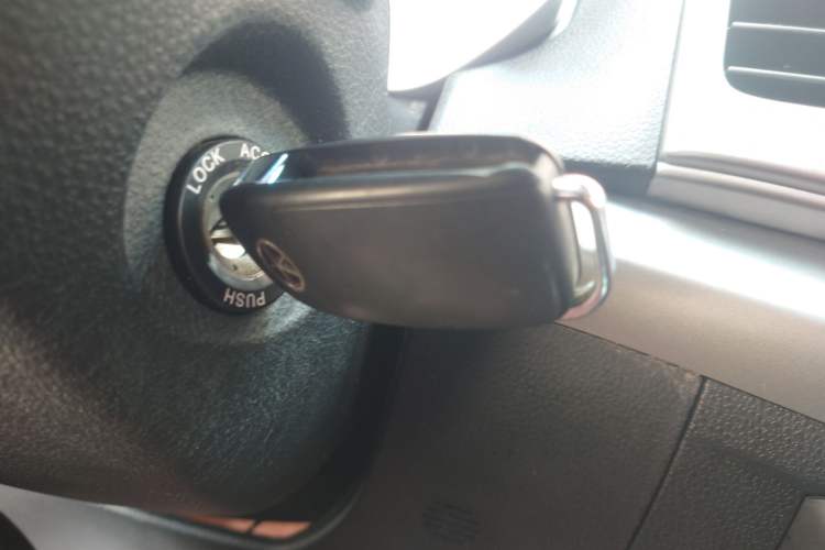 Used JAC Group Refine S3 2014 1.5L CVT Luxury Smart Model