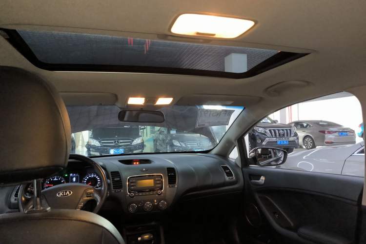 Used Kia K3 2016 1.6L Automatic GLS
