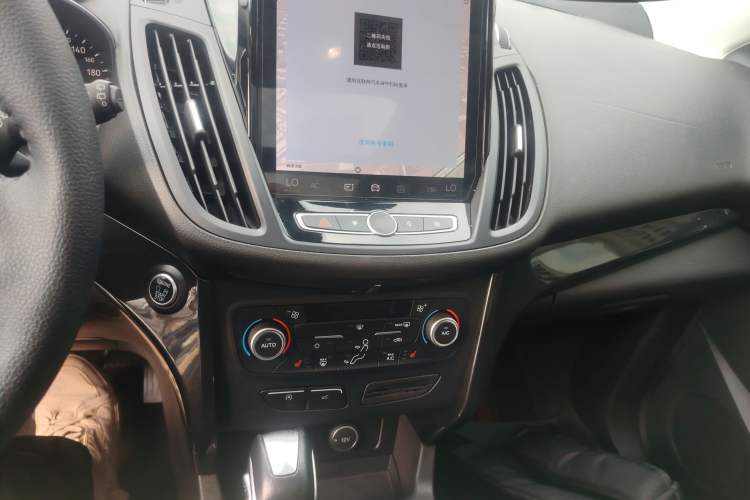 Used Ford Kuga 2019 EcoBoost 180 Two-Wheel-Drive Titanium Plus Model China VI Standard
