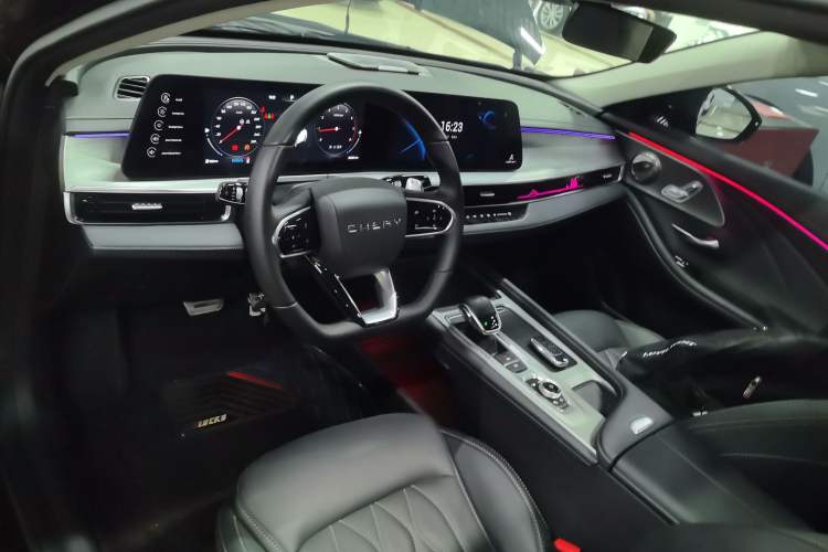 Used Chery Arrizo 8 2023 High-Performance Edition 2.0T DCT Powerfully Equipped
