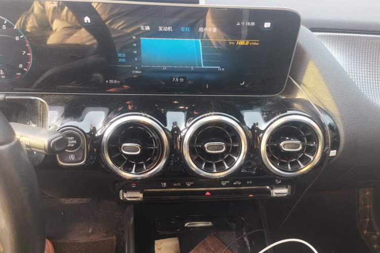 Used Mercedes-Benz B-Class 2020 B 200 Sport Edition Audio And AC Panel