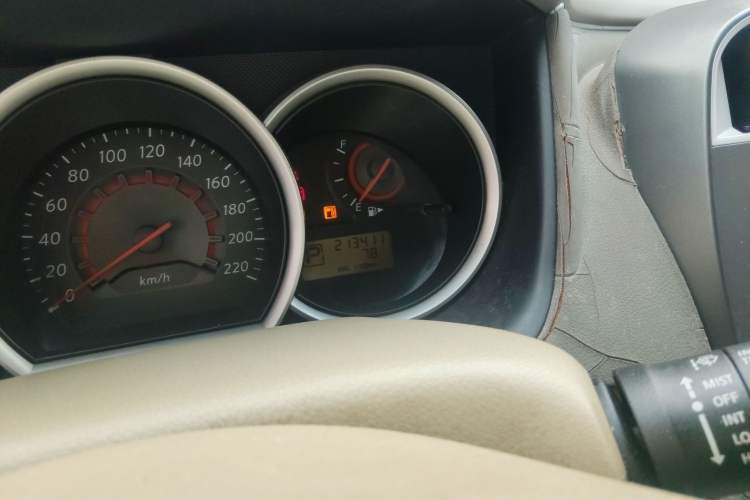 Used Nissan Sylphy 2009 1.6XE Automatic Comfort Edition Odometer Close Up