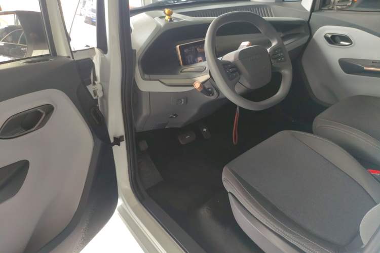 Used Wuling NAMMIEV 2021 - Play Edition Driver Seat