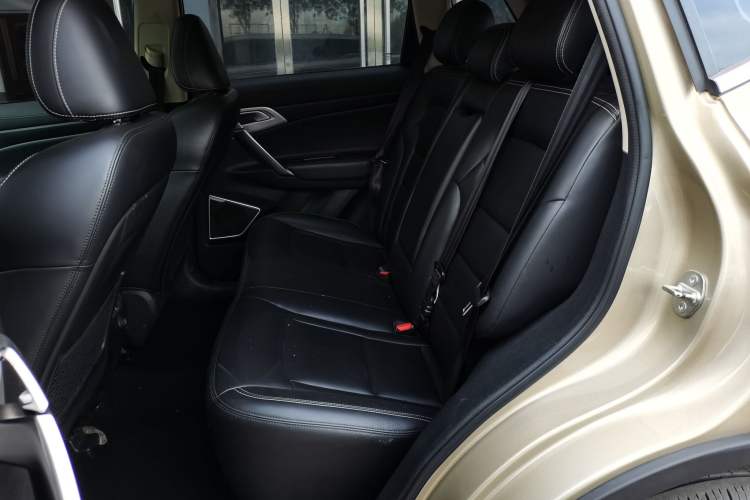 Used Geely Auto Emgrand X7 Sport 2016 1.8TD Automatic Smart Connectivity Version