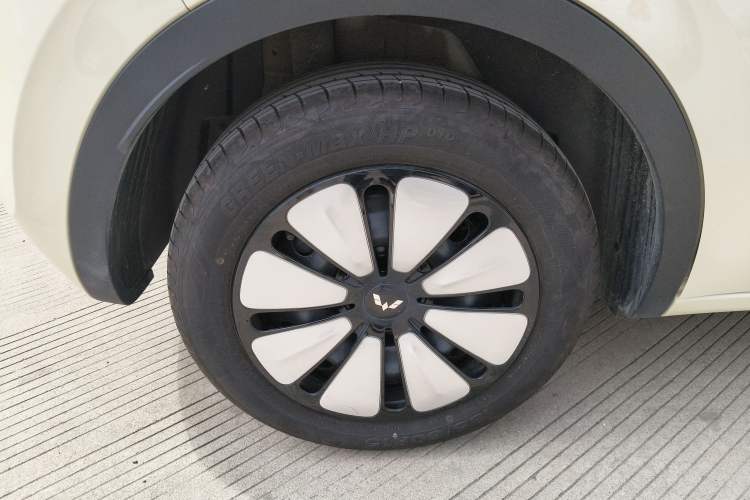 Used Wuling Bingo 2025 333 km Enjoyment Version Right Rear Wheel Hub