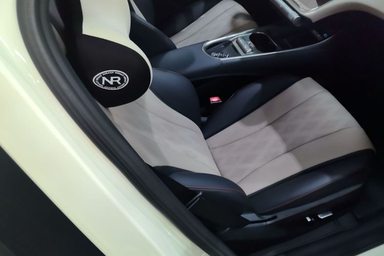 Used BYD Dolphin 2024 Honor Edition 420km Fashion Version
