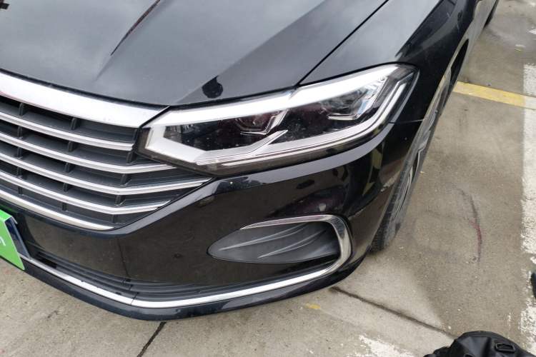 Used Volkswagen Lavida 2023 300TSI DSG Full-Comfort Edition
