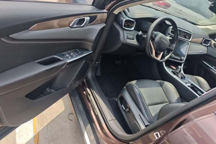 Used Lynk & Co 01 2017 2.0T Two-Wheel-Drive Version
