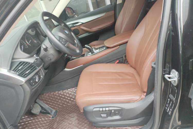 Used BMW X6 2015 xDrive35i Leading Model
