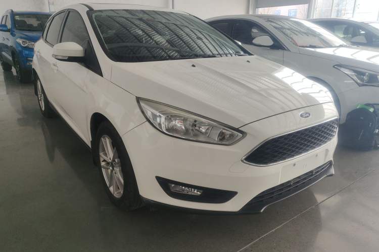 Used Ford Focus 2018 Hatchback Classic 1.6L Automatic Trendy SmartDrive Edition