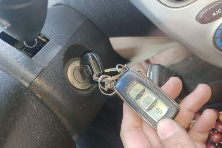 Used CHANGAN Benni mini 2012 1.0L Manual Family Edition China IV Standard
