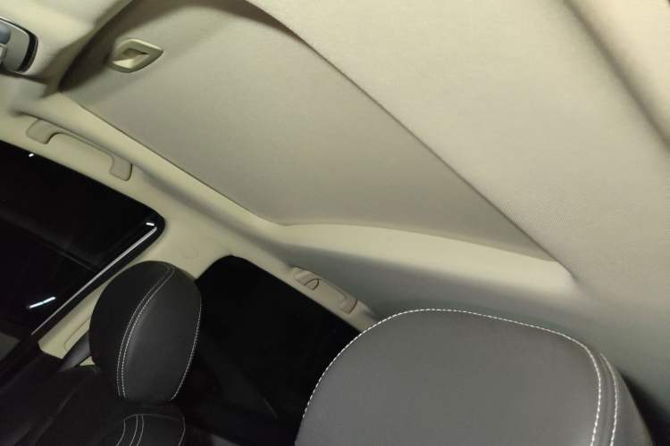 Used Geely Auto Vision X6 2018 1.8L Manual 4G Connect Luxury Edition