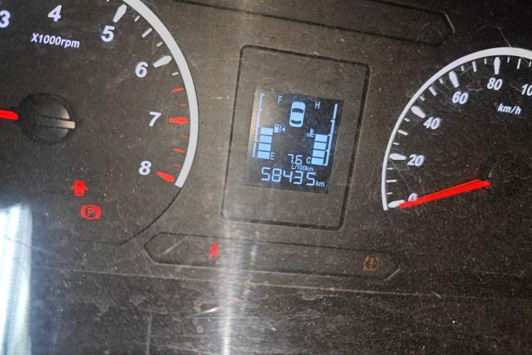 Used FORTHING Lingzhi 2022 M5 1.6L Practical Model 5 Seats