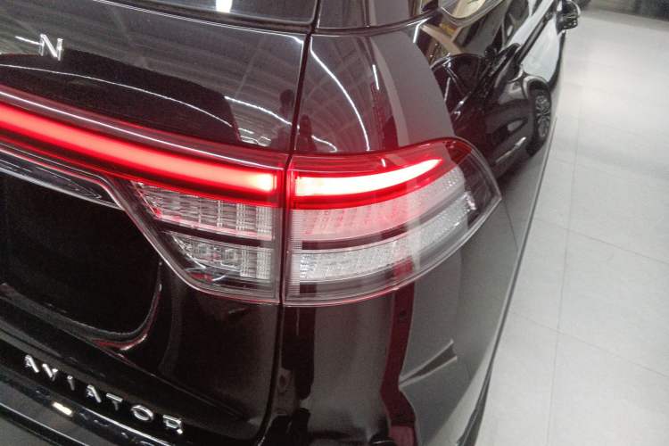 Used Lincoln Aviator 2021 3.0T V6 Four-Wheel Drive Zunya Edition Exterior 3