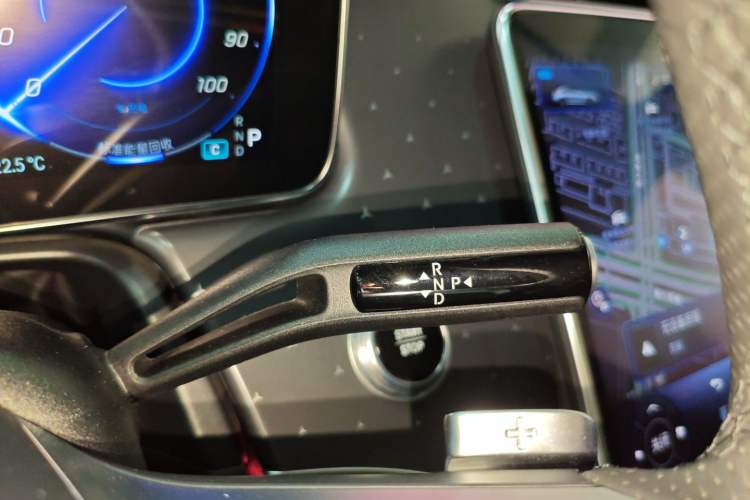 Used Mercedes-Benz EQE 2022 350 First Edition Special Version
