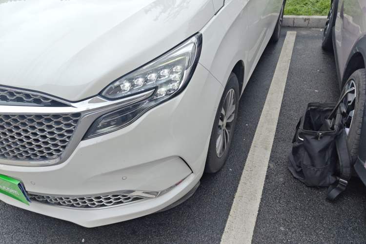 Used Buick GL8 2021 ES Land Cruiser 653T Luxury Edition Left Front Headlight