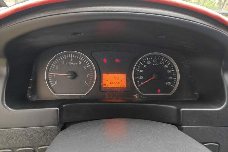 Used FORTHING Lingzhi 2016 M3L 1.6L 7-Seater Standard Model Instrument Cluster