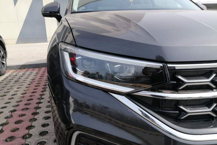 Used Volkswagen Tayron 2023 280TSI Two-Wheel-Drive Luxury Plus Advanced Version