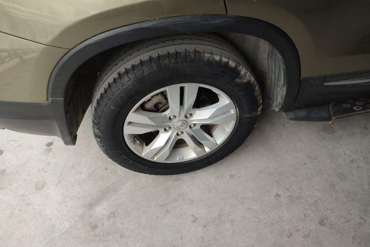 Used CHANGAN CS75 2014 2.0L Manual Luxury Version China V Standard
