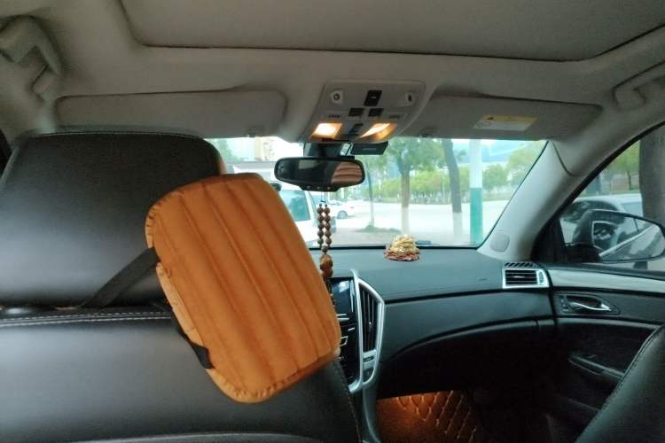 Used Cadillac SRX 2015 3.0L Comfort Version Headliner