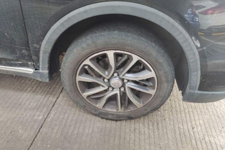 Used Baojun 730 2019 1.5T CVT Fashion Model 7 Seats China V Emission Standard
